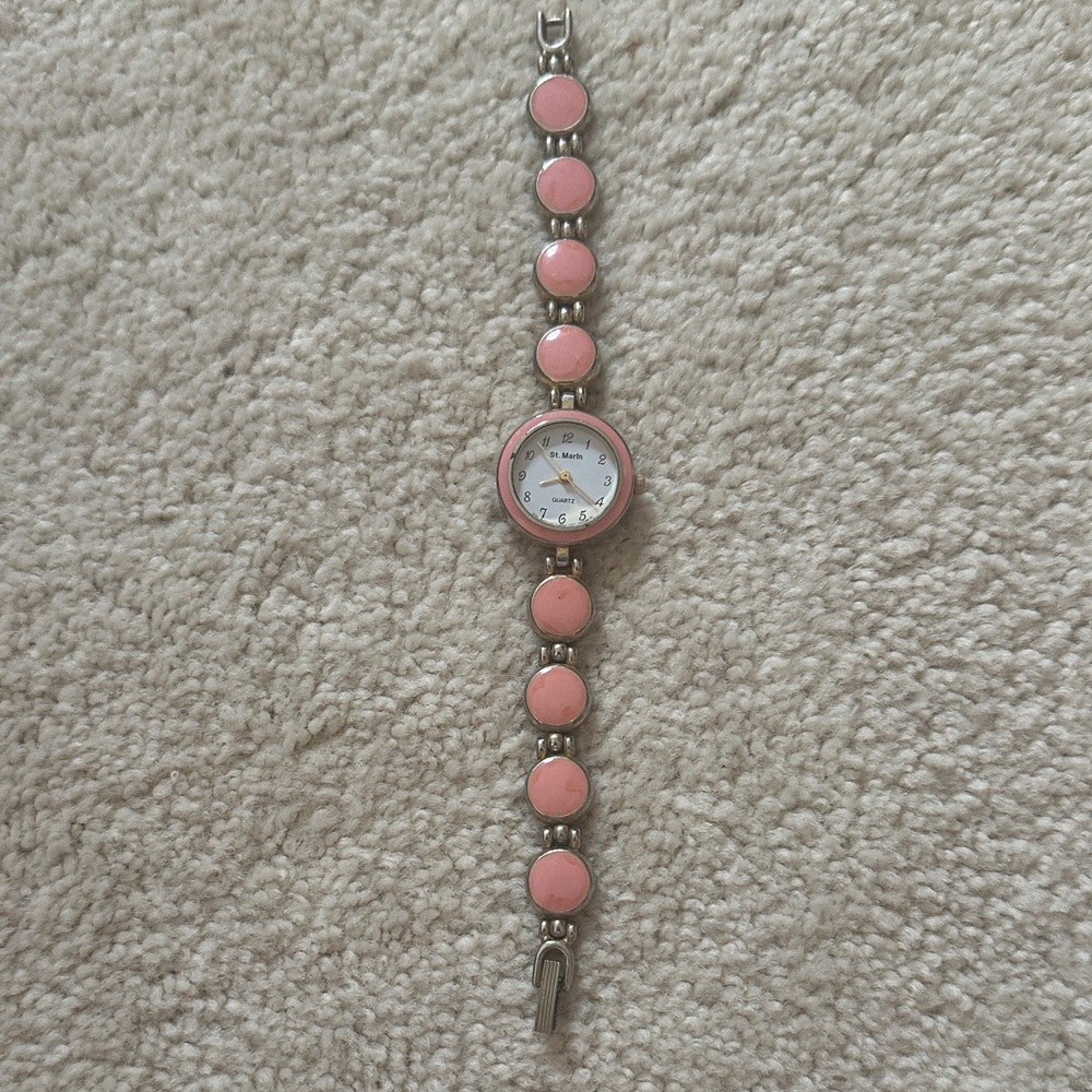 Pink Round Link Women's Bracelet Watch - Unbranded